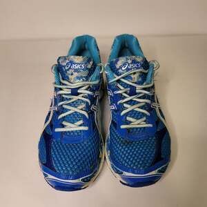 Asics Gel-Cumulus 16 
Womans Shoe